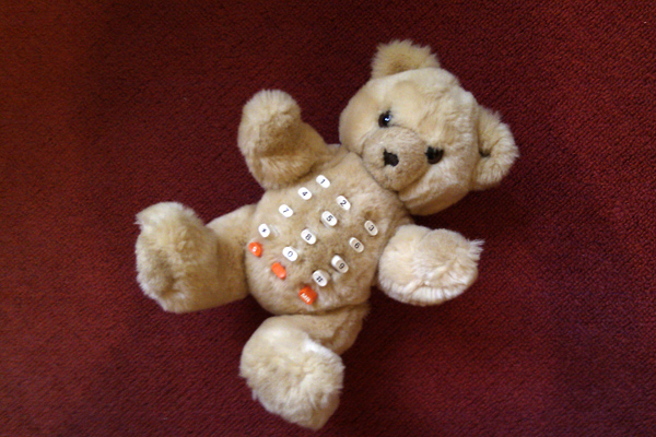 telephone_teddy_final.jpg